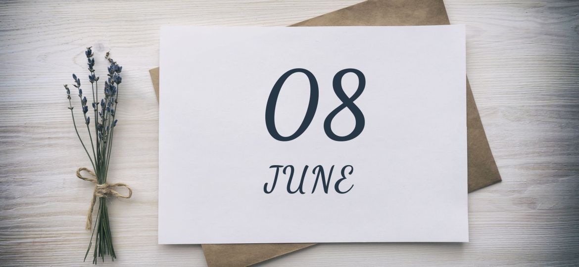 june 08. 08th day of the month, calendar date.White blank of paper with a brown envelope, dry bouquet of lavender flowers on a wooden background. Summer month, day of the year concept